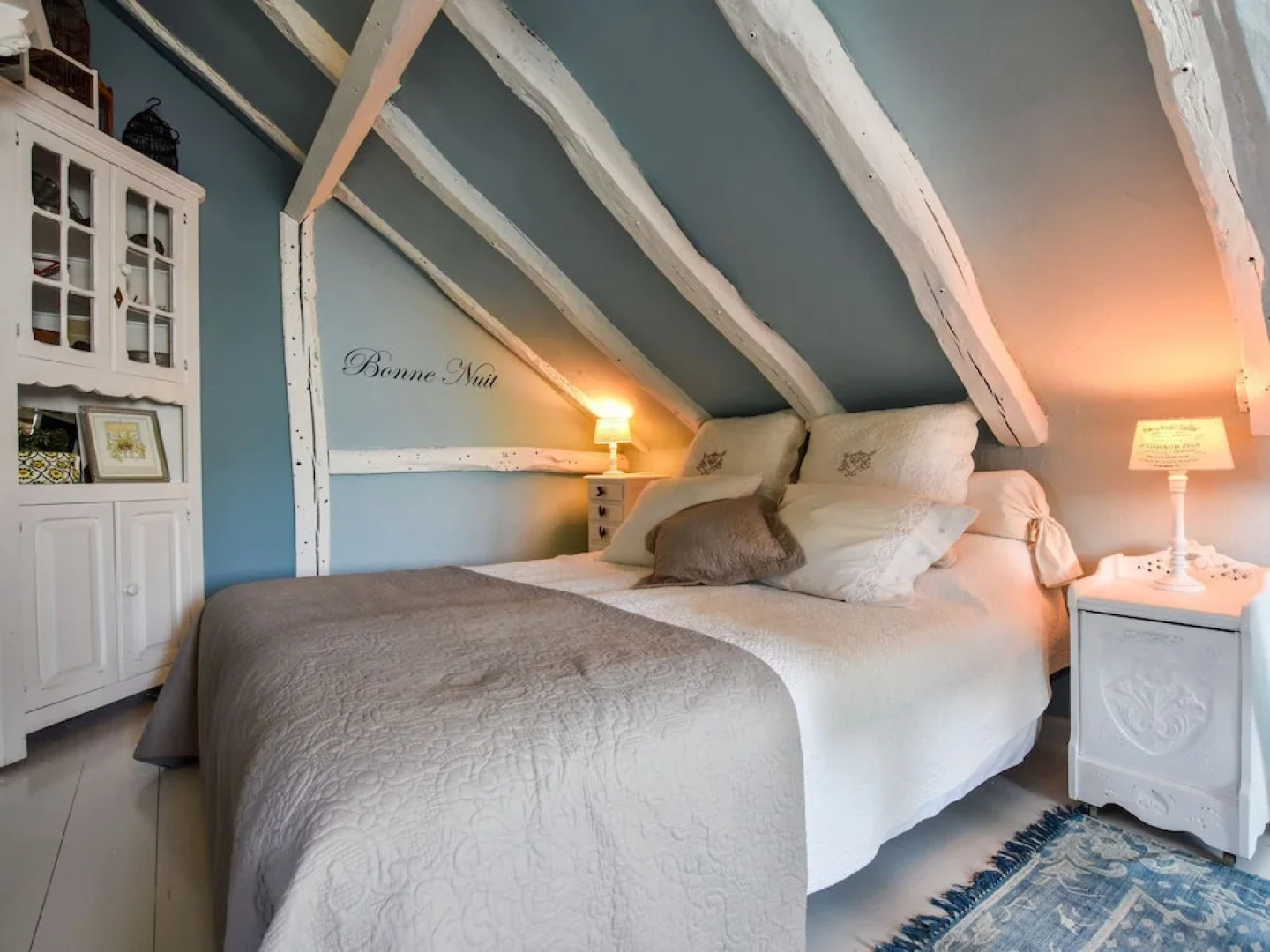 Renovated house with private swimming pool, close to Villefranche-du-Périgord.