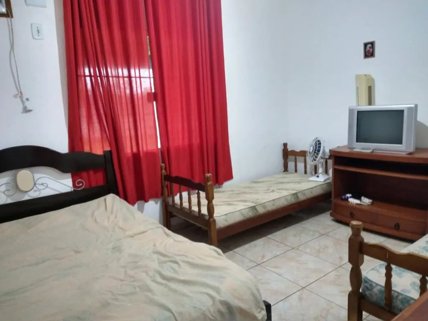 Casa 2 ou 3 Quartos Piscina Churrasqueira e Campo Futebol Gramado em Araruama Bairro Pontinha RJ