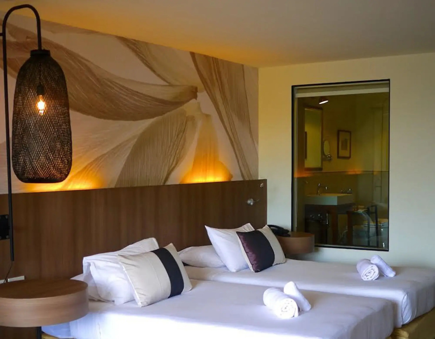 Issara Boutique Winery Hotel