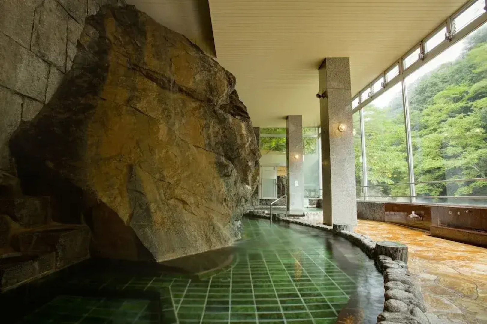 Hananosato Onsen Sansuikan