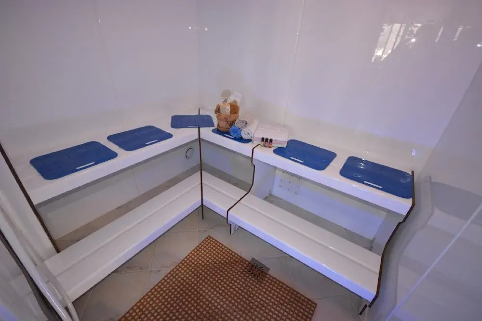 Apartment in Pitztal With Mountain Views