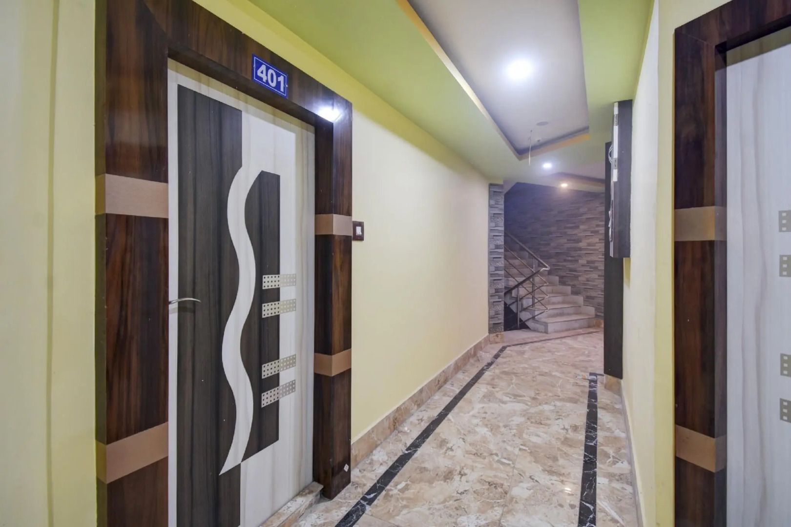 Oasis Hotel by OYO Rooms