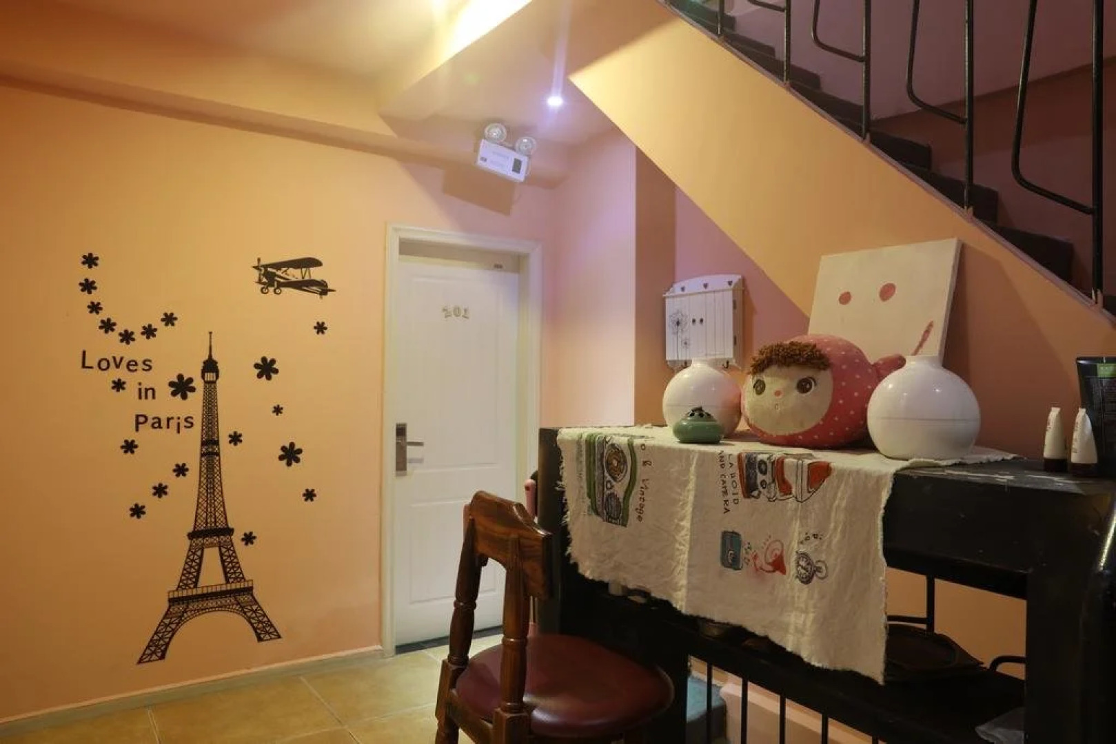 Keep Young Youth Hostel