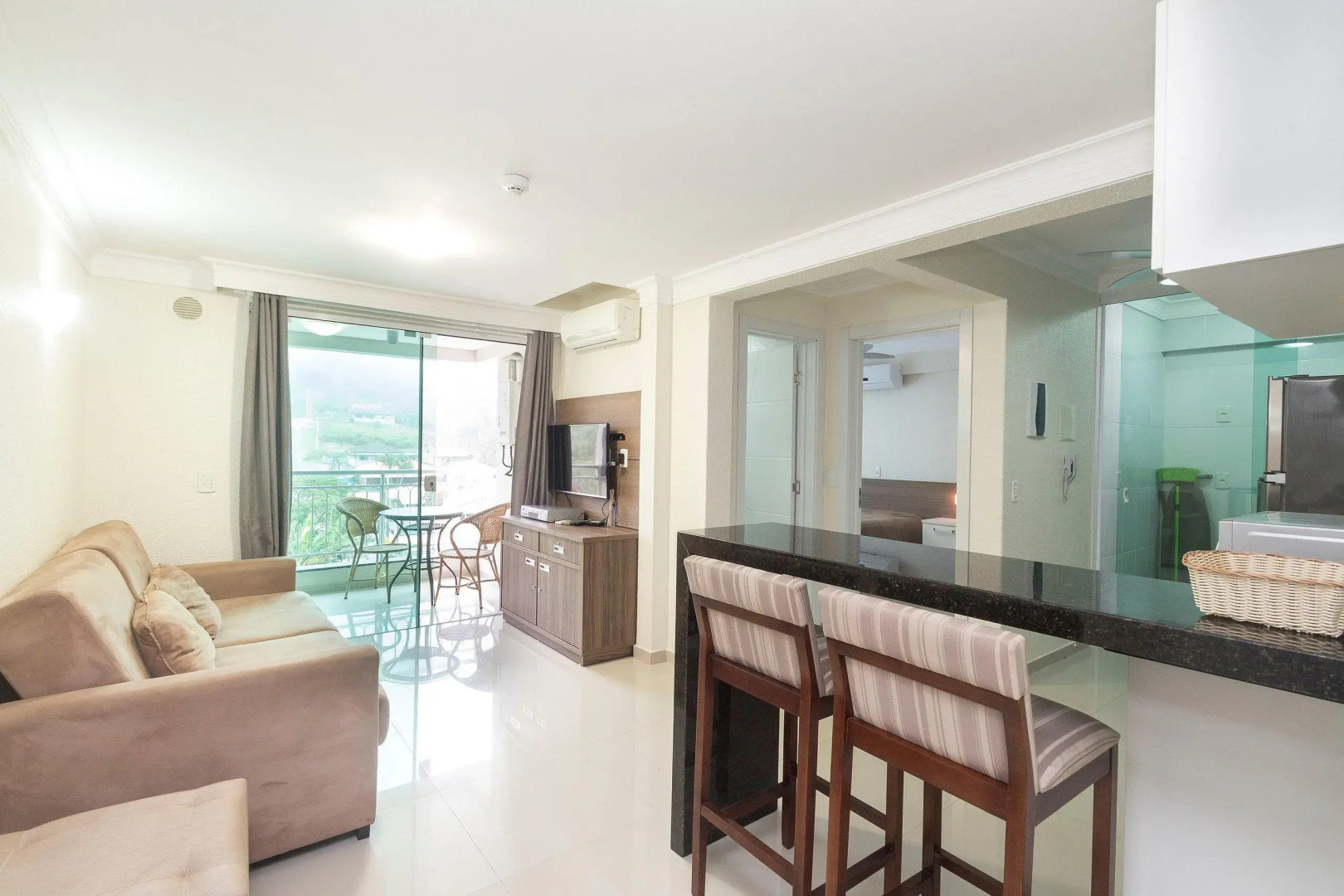 Apartamento 1 quarto Summer Beach Piscina SC