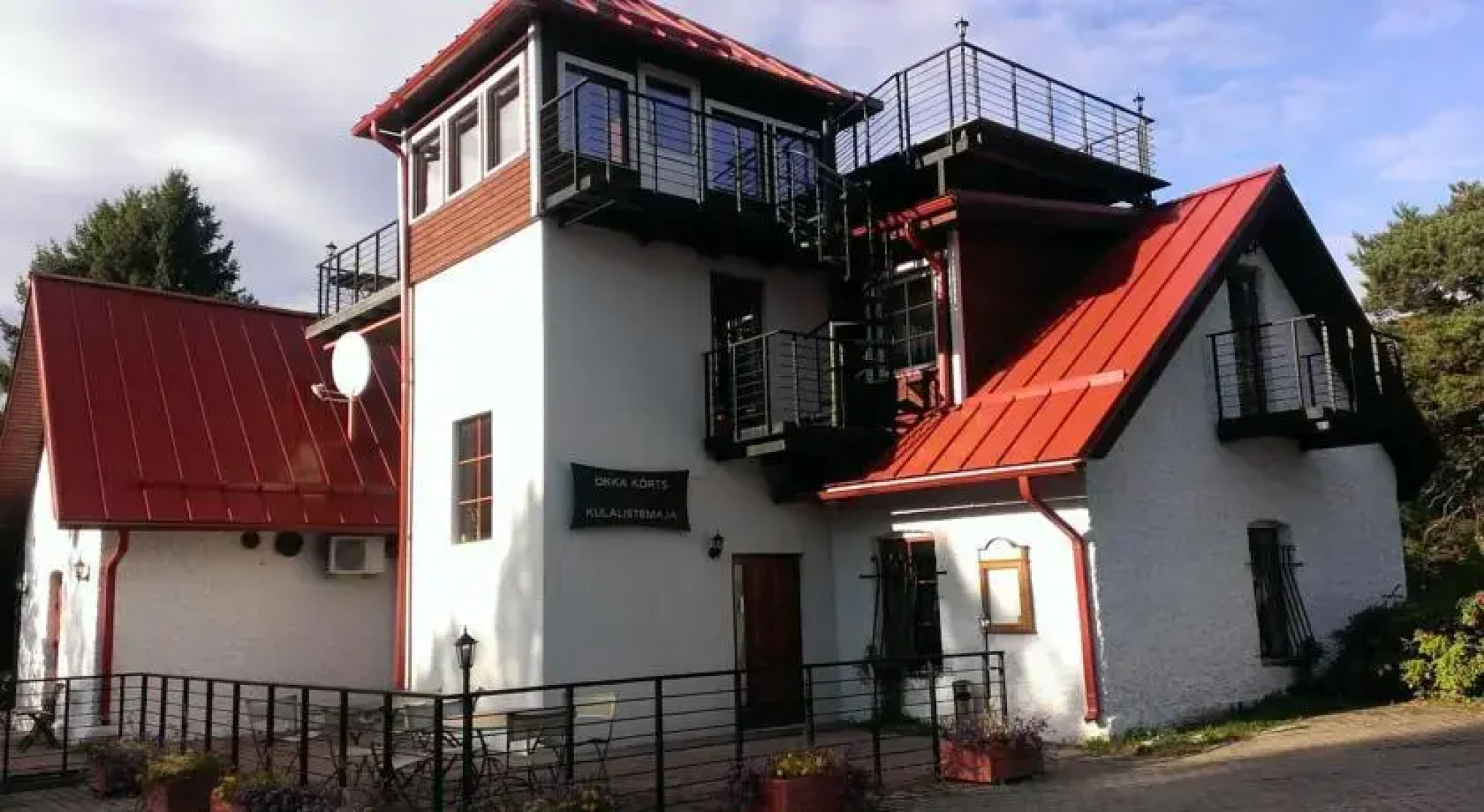 Okka Tavern & Guesthouse