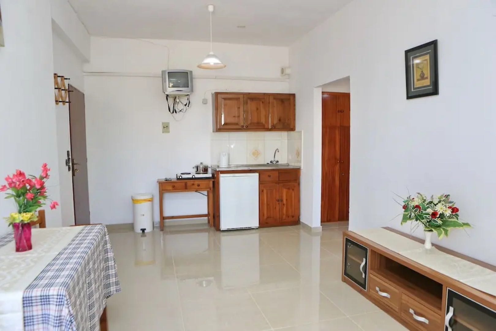 Alex Apartments