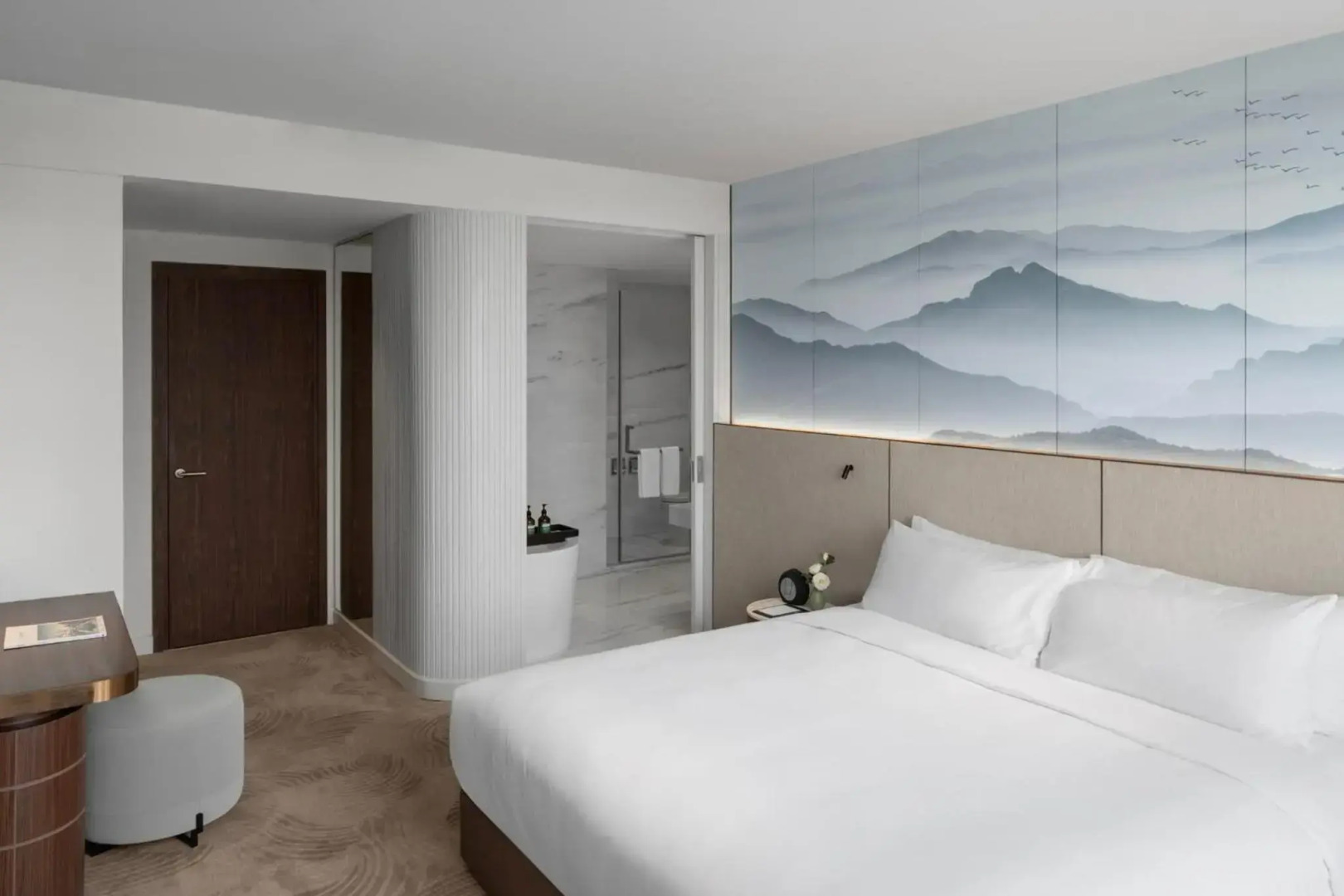 Crowne Plaza Vinh Yen City Centre