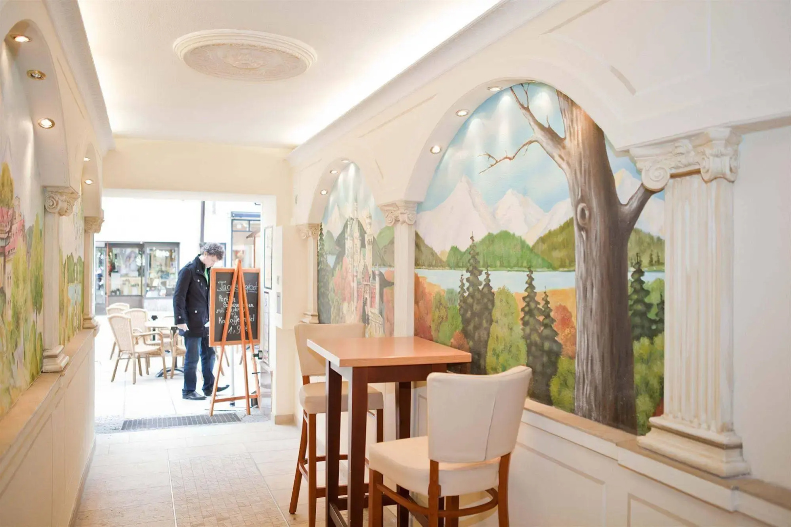 Hotel & Restaurant Ludwigs