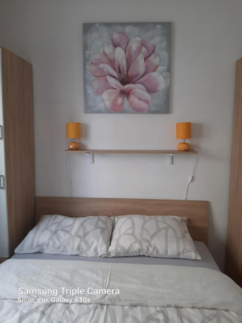 Villa Vesna, 70m from beach