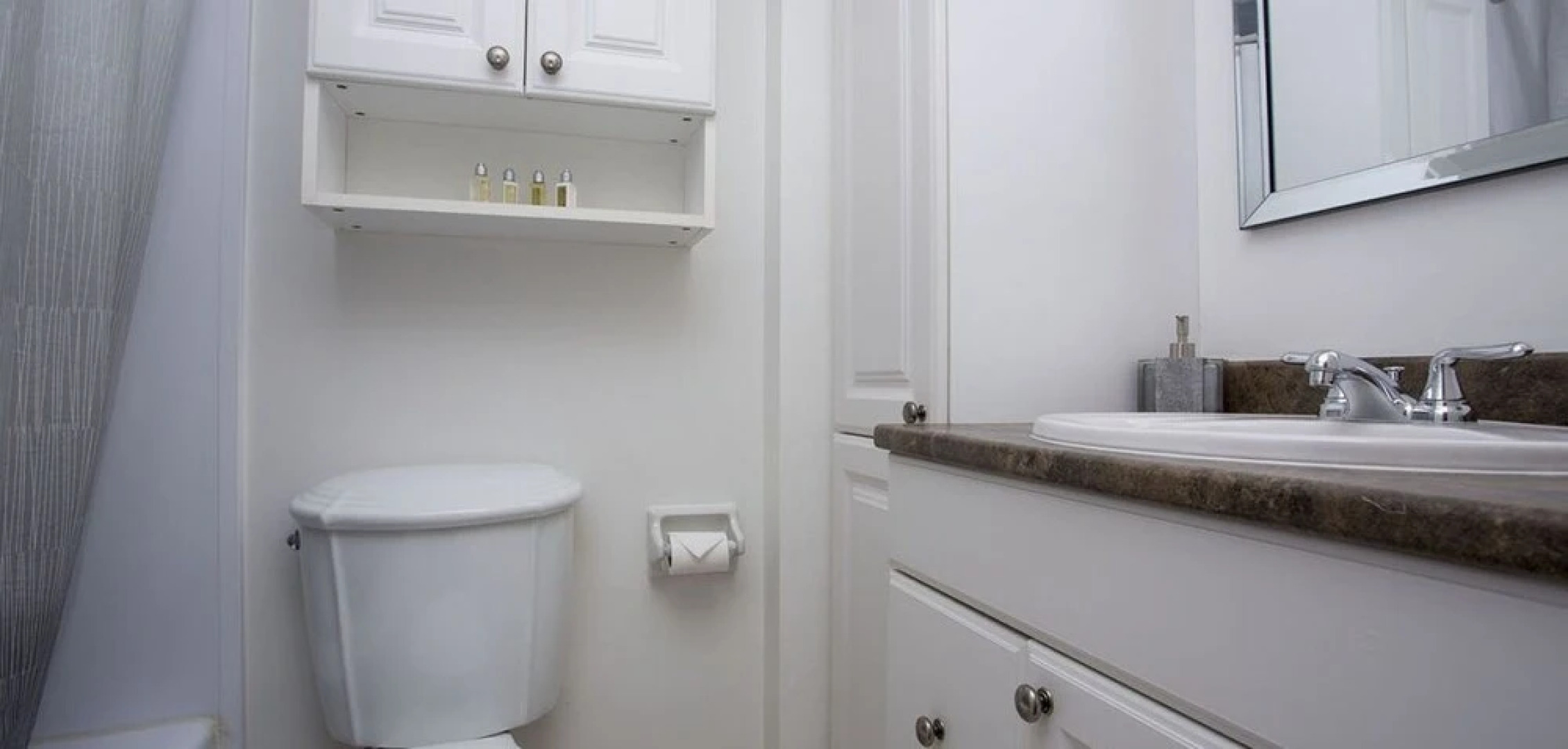 Moore Suites - Waterfront Place