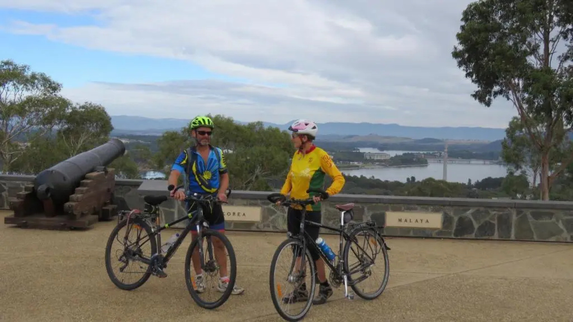 Forrest Hotel and Apartments