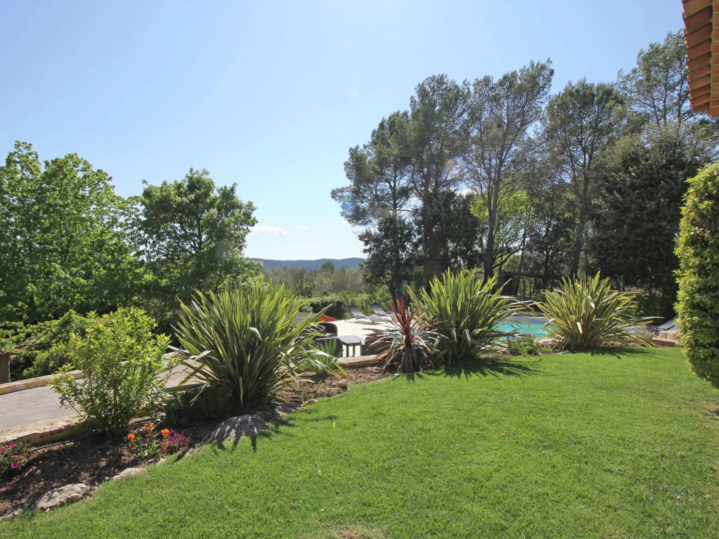 Lush villa in Bagnols en Foret with private pool