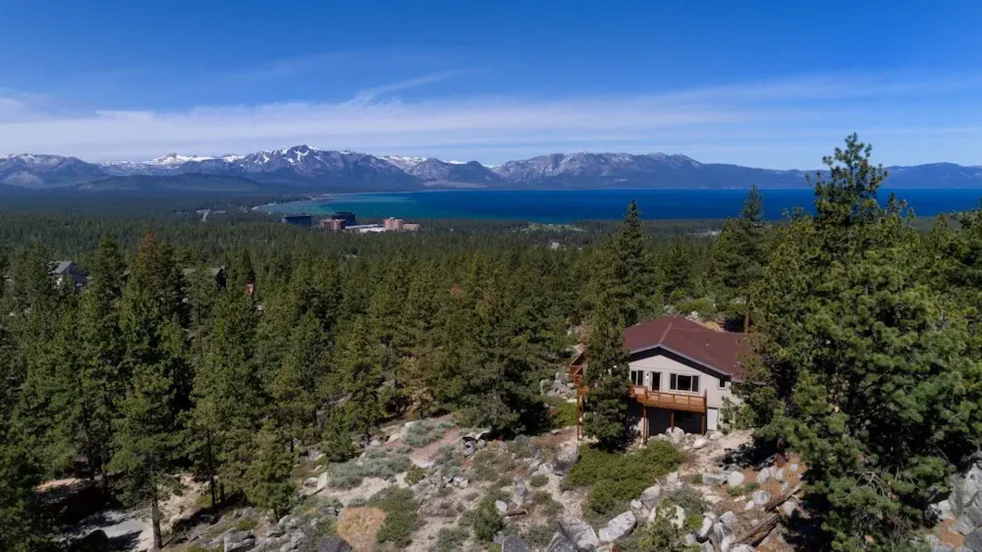 Tudor Lodge 4 Bedroom Home