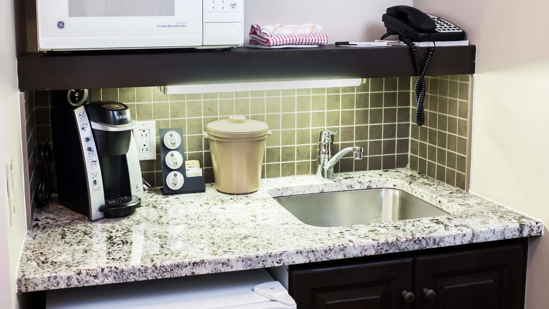 Holiday Inn Express and Suites Tremblant by IHG