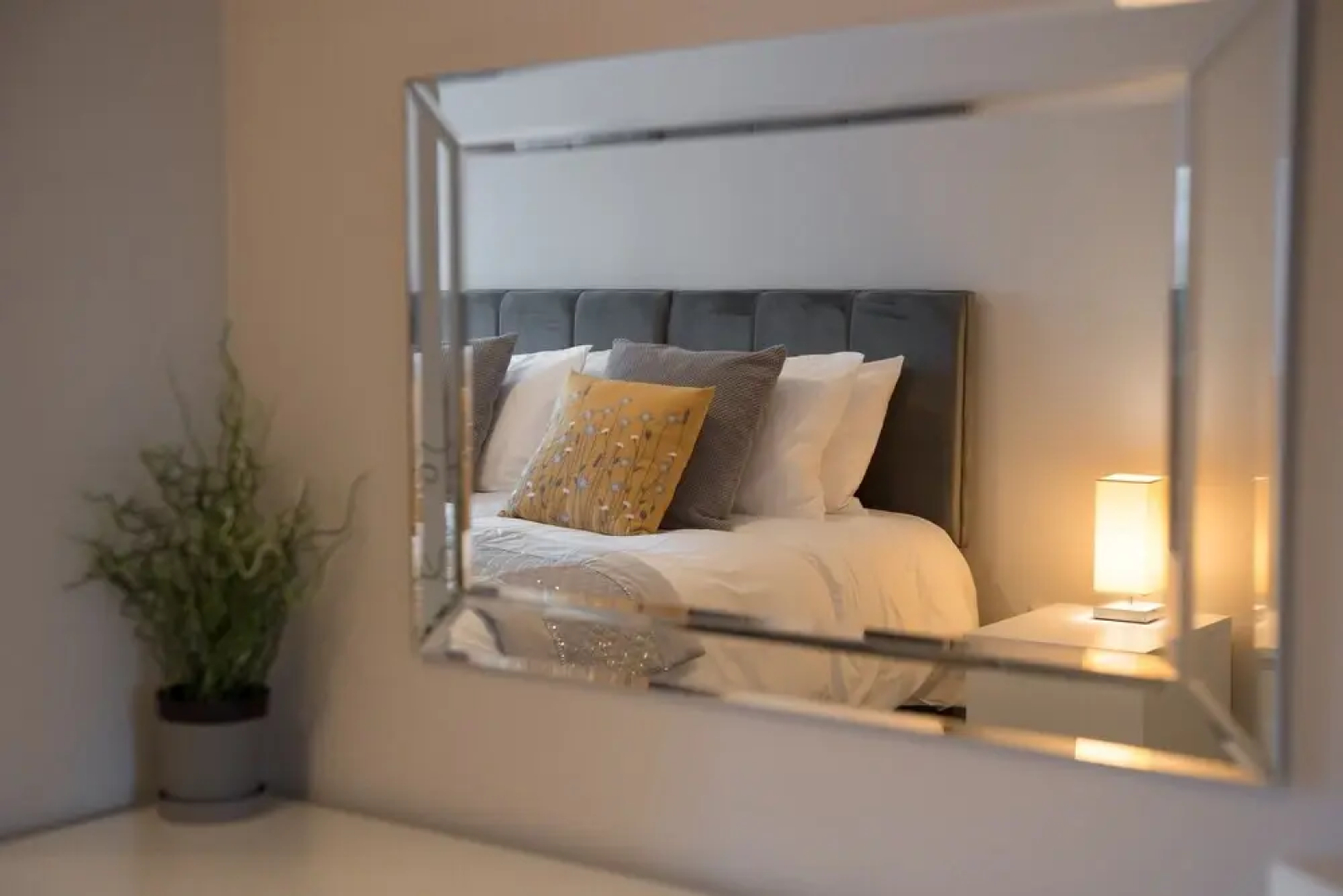 Space Apartments Modern Luxury 1 Bed