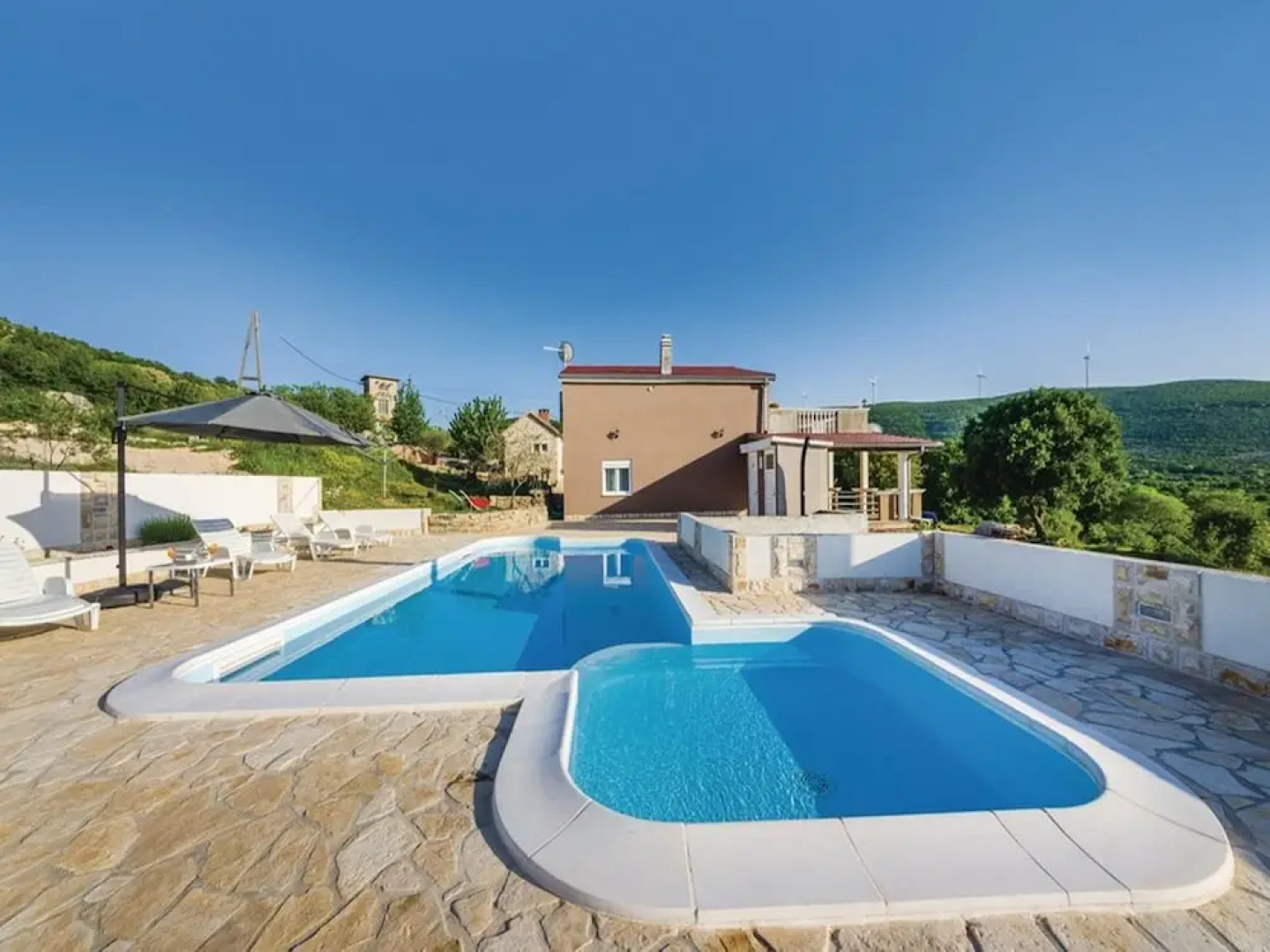 Charming Holiday Home in Kruševo With Swimming Pool