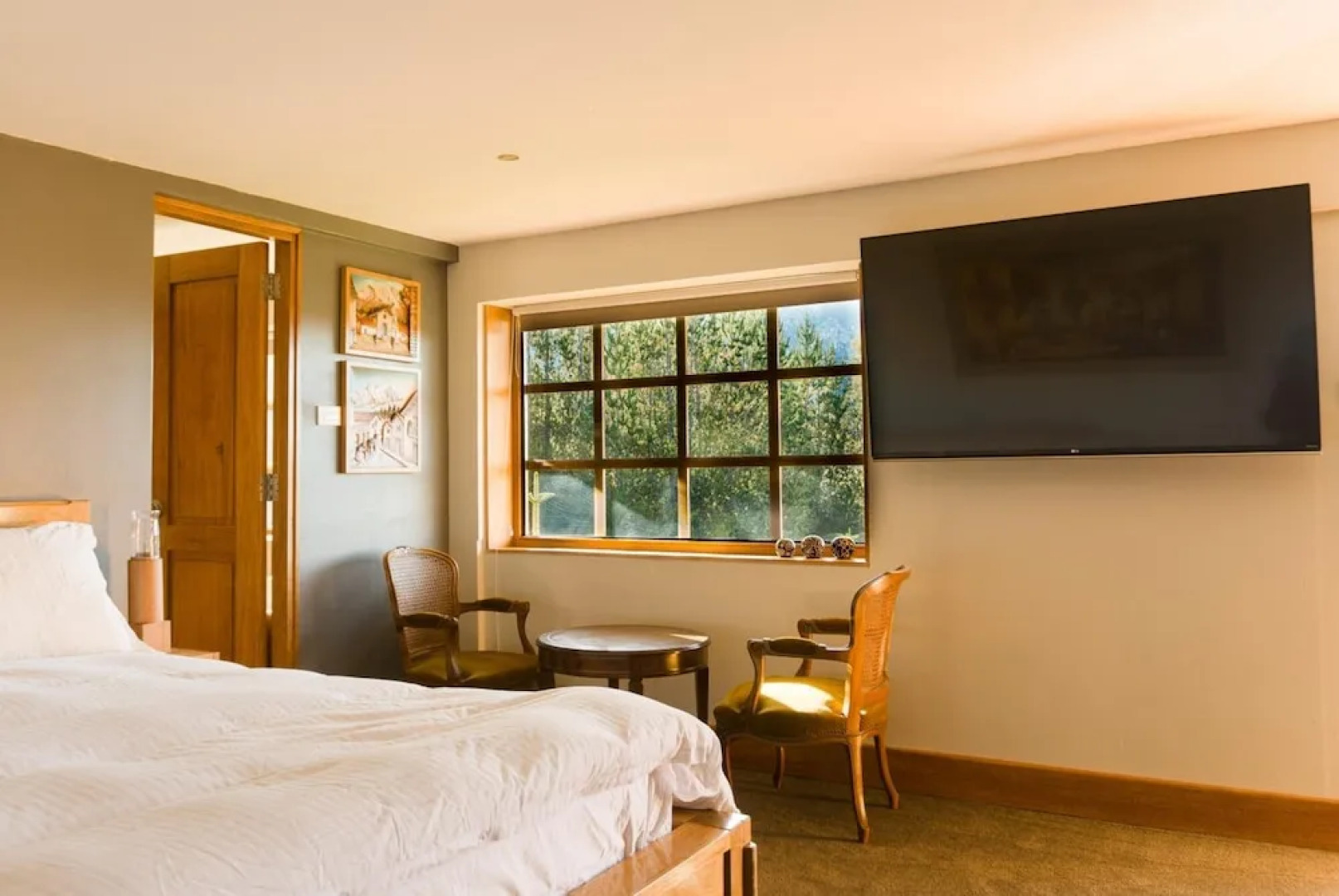 Llanganuco Mountain Lodge