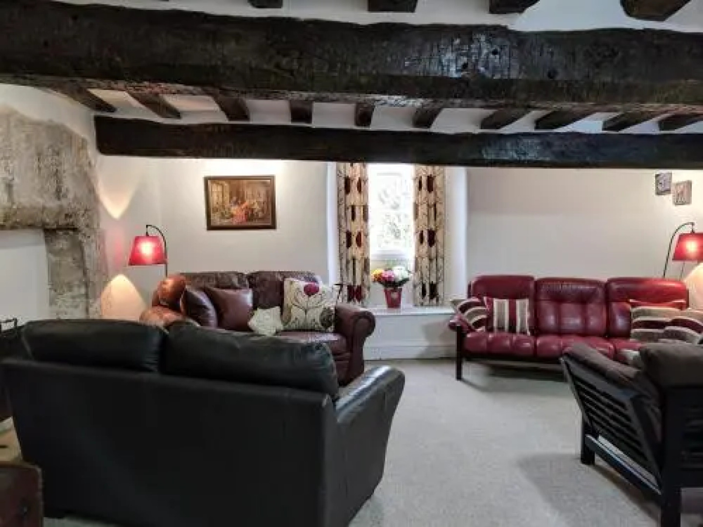 The Medieval Hall Apartment