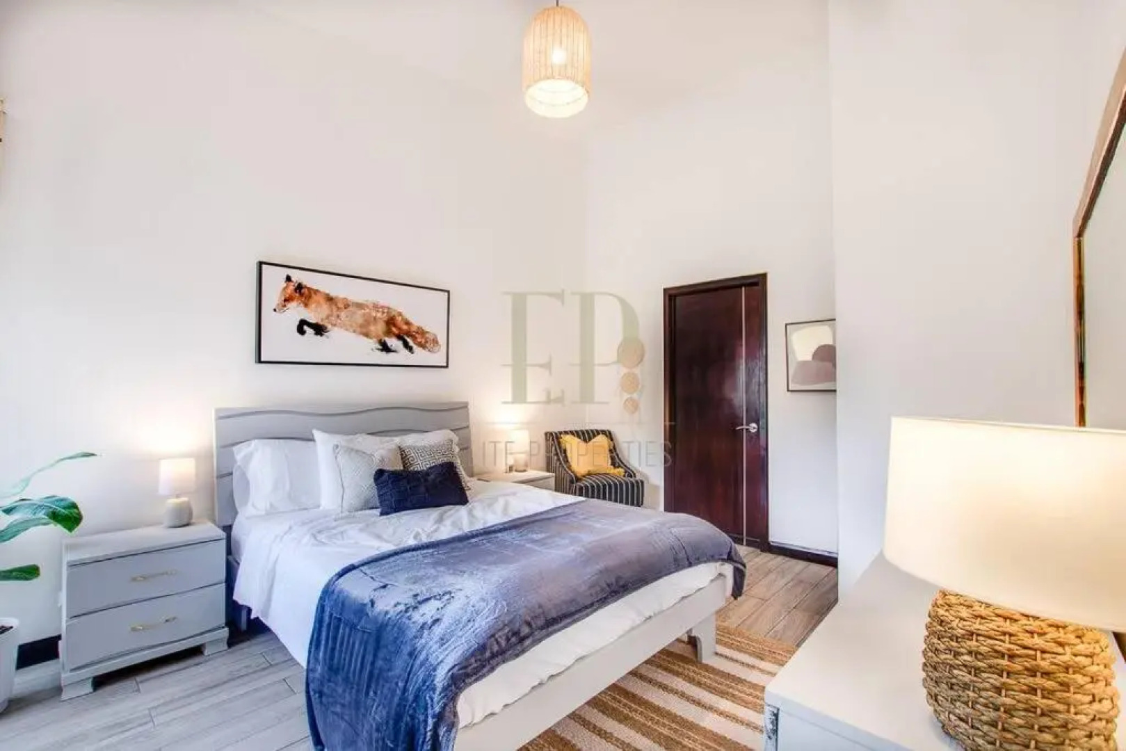 Modern PENTHOUSE w view, office space, pool, gym, tennis