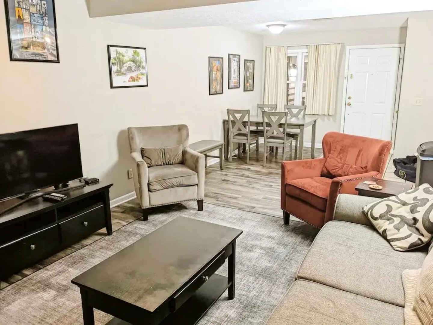 2 Br 2 b Condo at Unv of Notre Dame Short and Long Term Stays Welcome ND Football A5