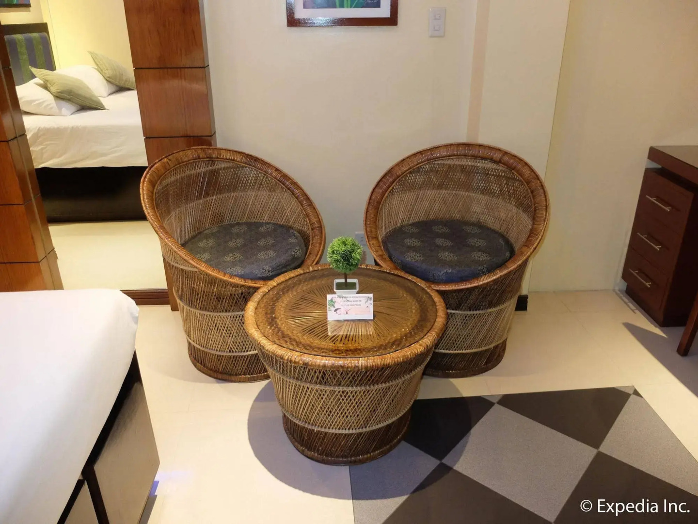 Fields Walking Street Hotel