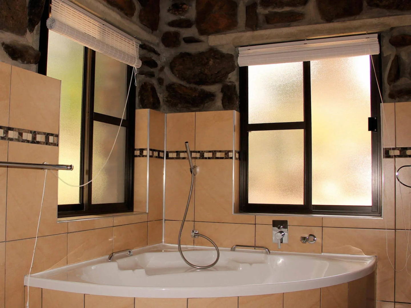 Leopard Lodge