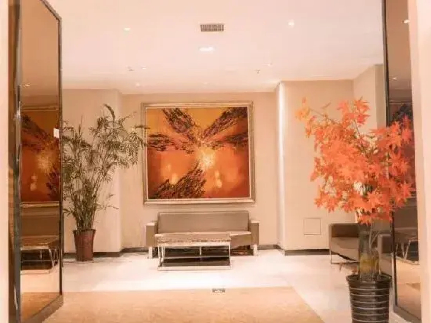 Weiou Hotel (Pingdingshan Zhongxing Road)