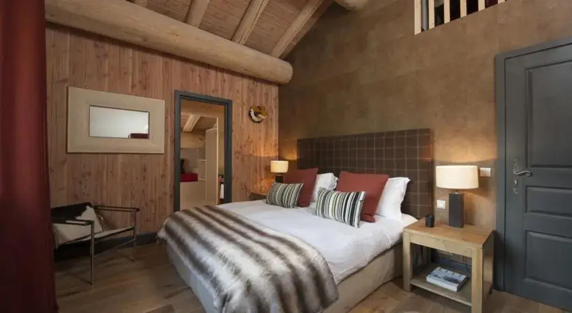 Yellowstone Ski Lodge