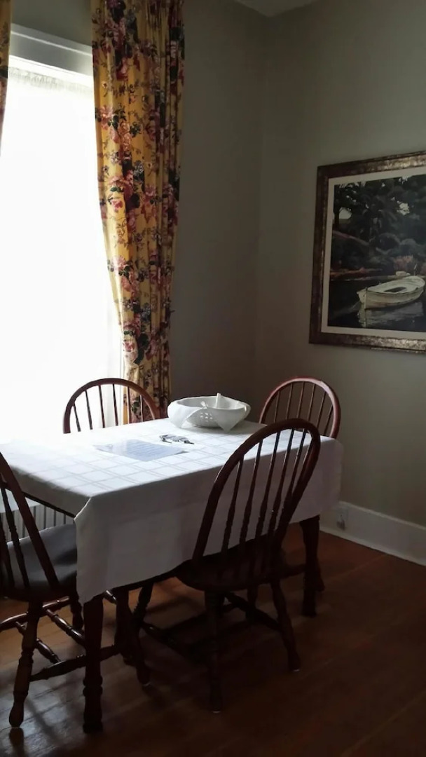 St. Vincent Row Suites