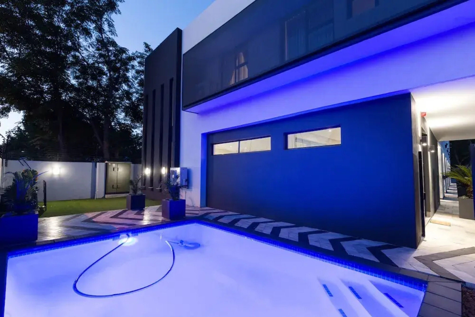 City Mews on Independence