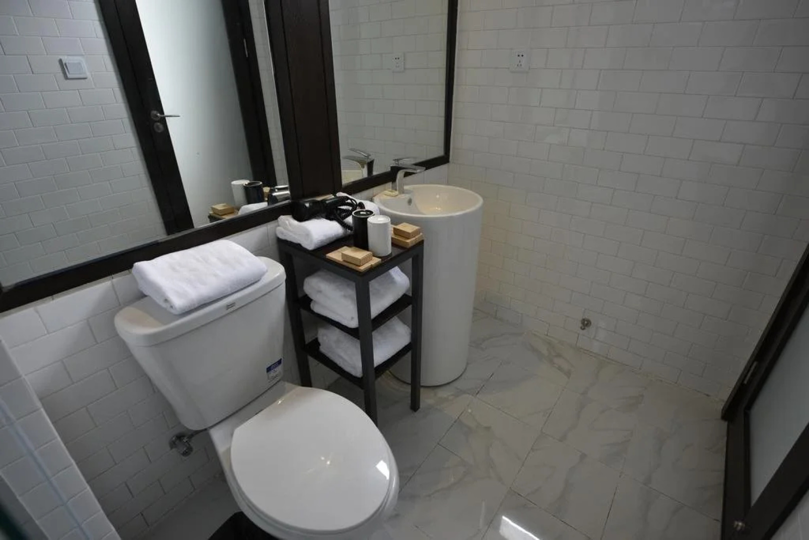 Sweet Valley Foso Hotel