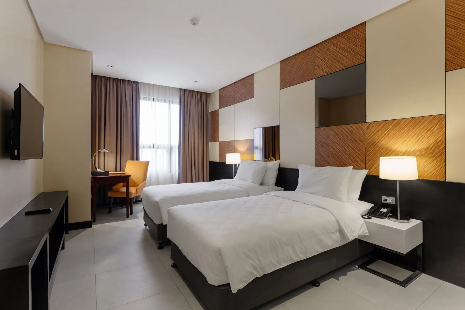 Summit Hotel Tacloban