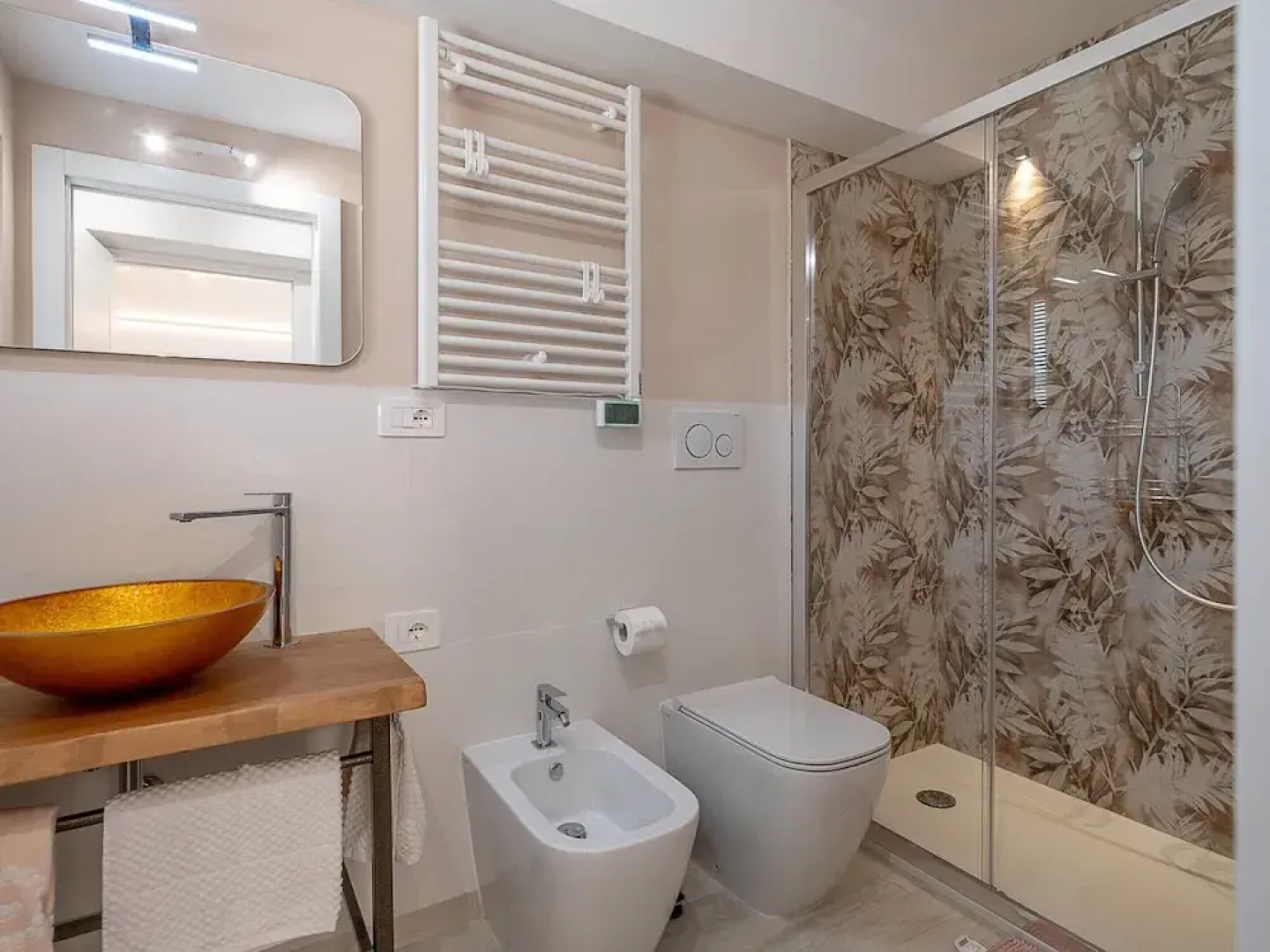 Spacious Stay in Montelupone