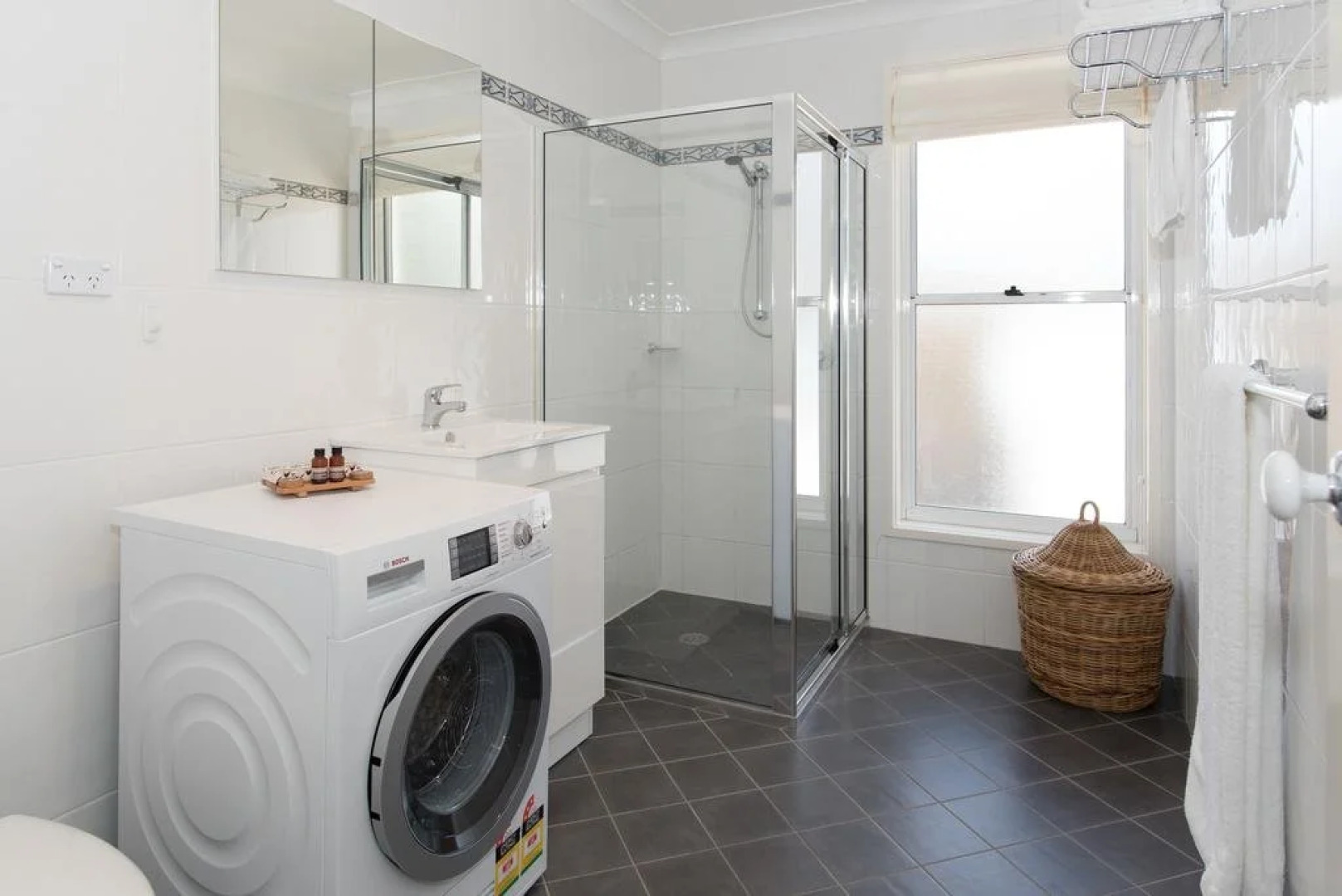 Canberra's White House