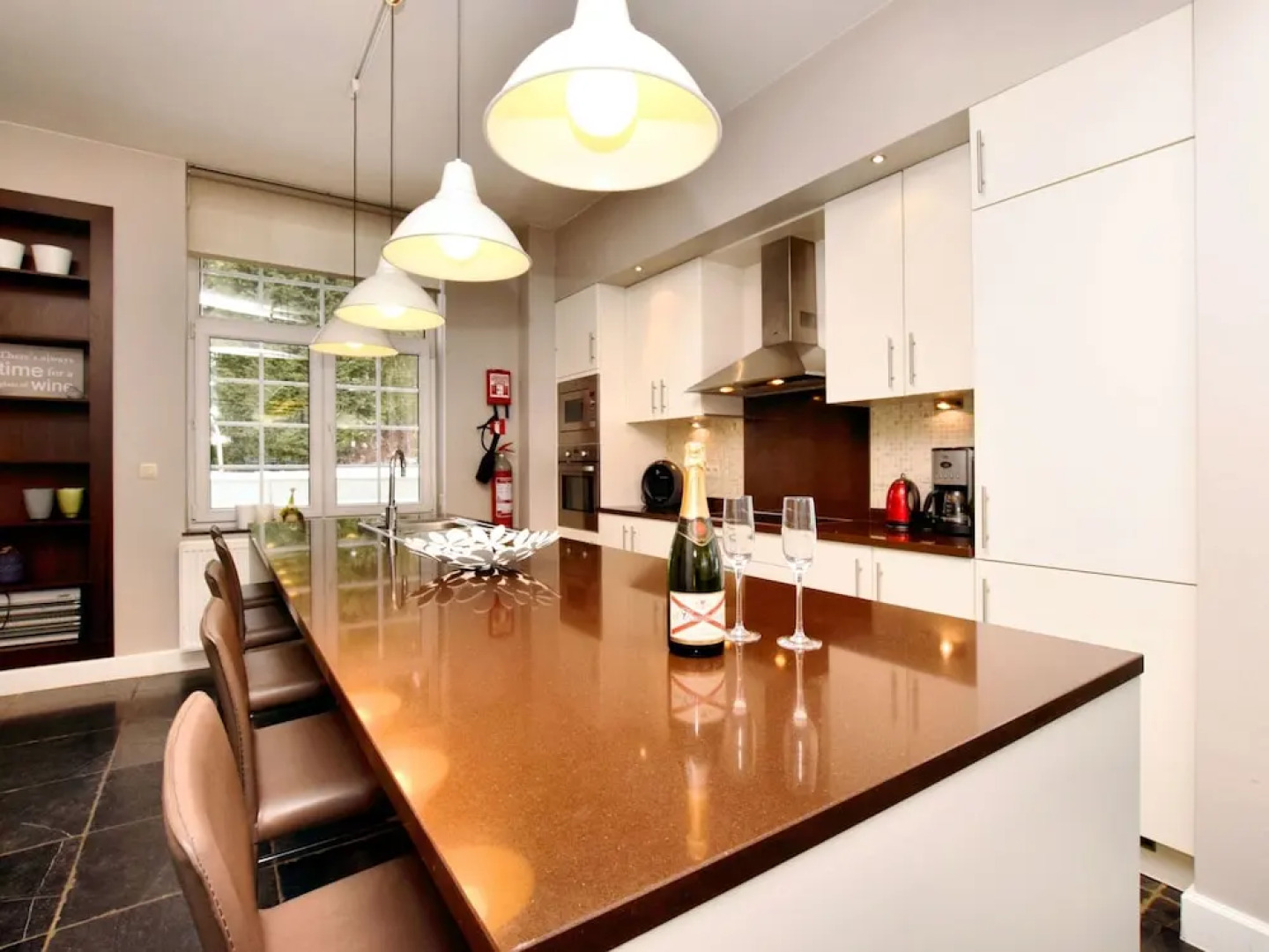 Luxurious Holiday Home in Courtil with a Jacuzzi