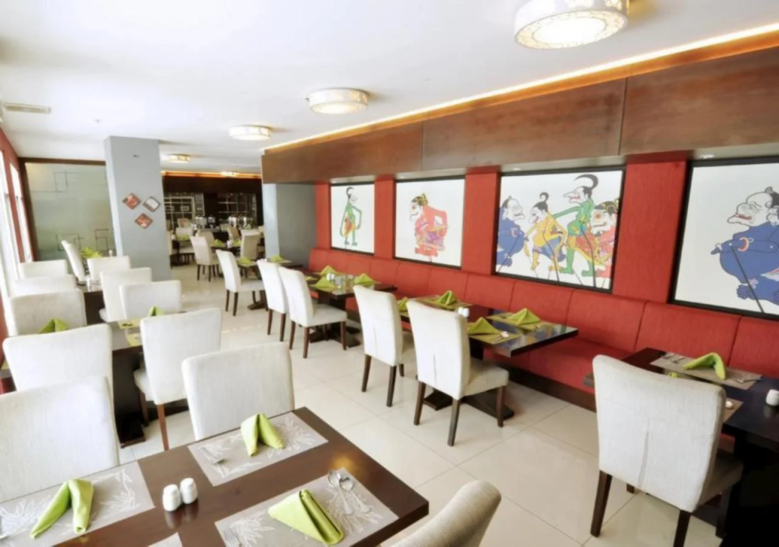 Pose in Solo by Wstay