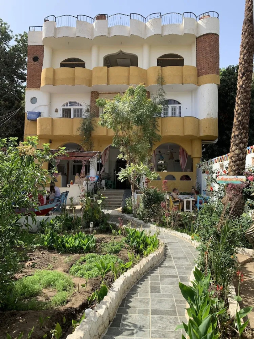 The Mango Guesthouse