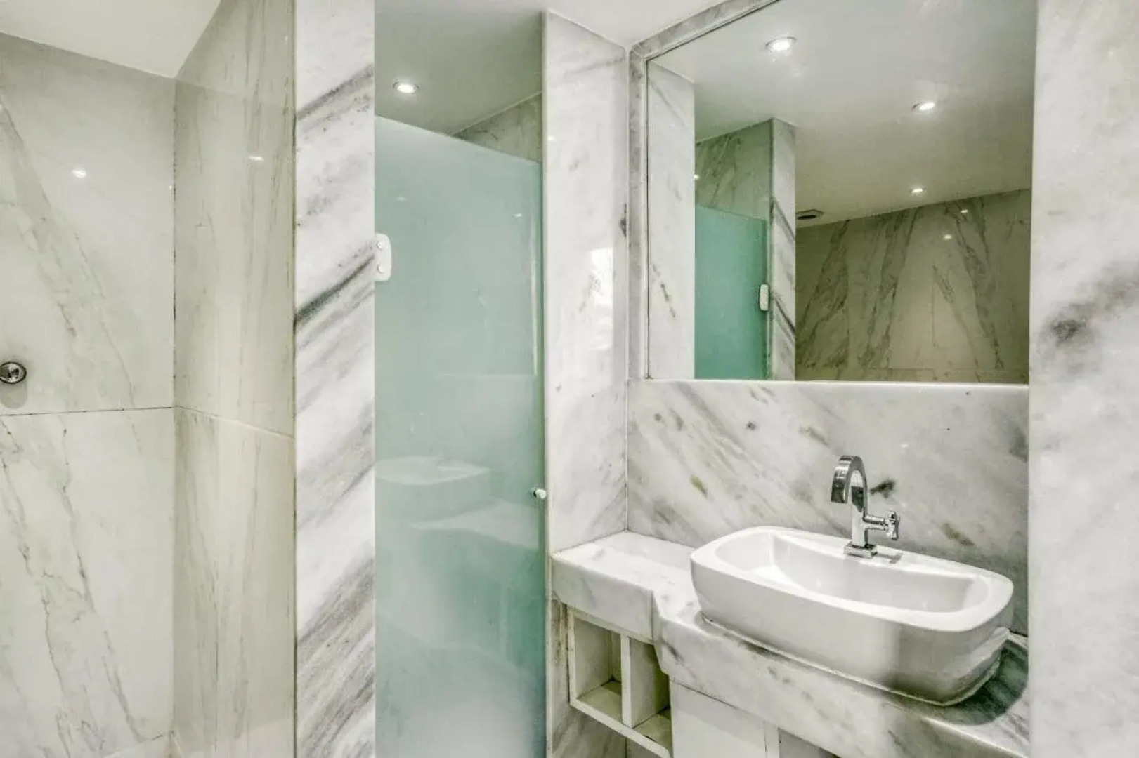 OYO Nobs Hotel, São João de Meriti