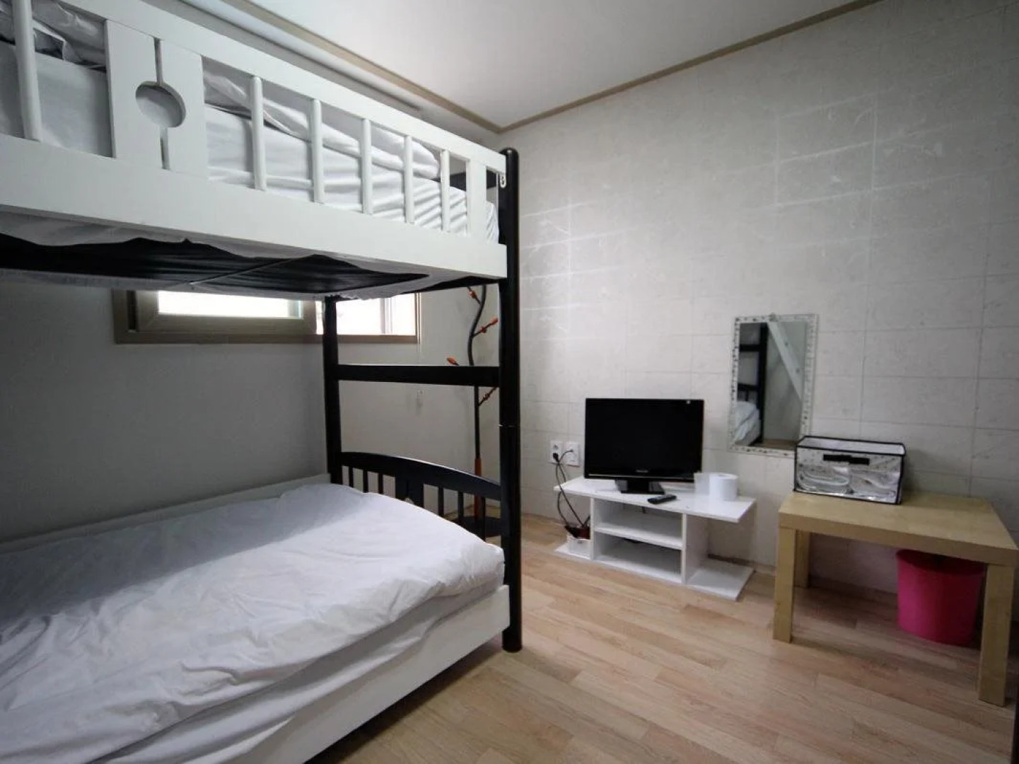 Jeju Suncity Guesthouse