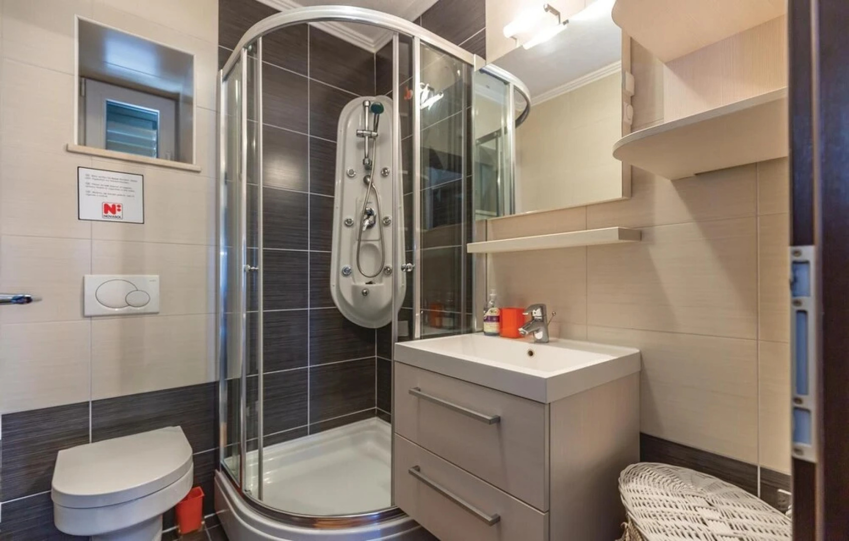 Amazing Home in Makarska with Hot Tub, Sauna & WiFi