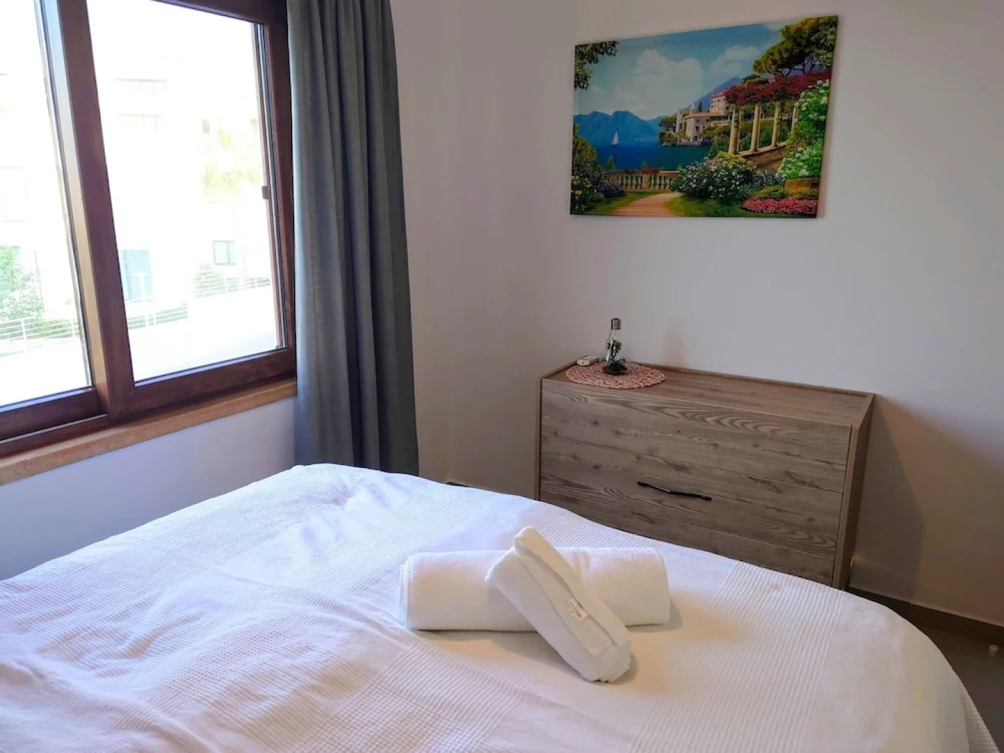 Penthouse Apartment With Stunning Sea and Mountain Views