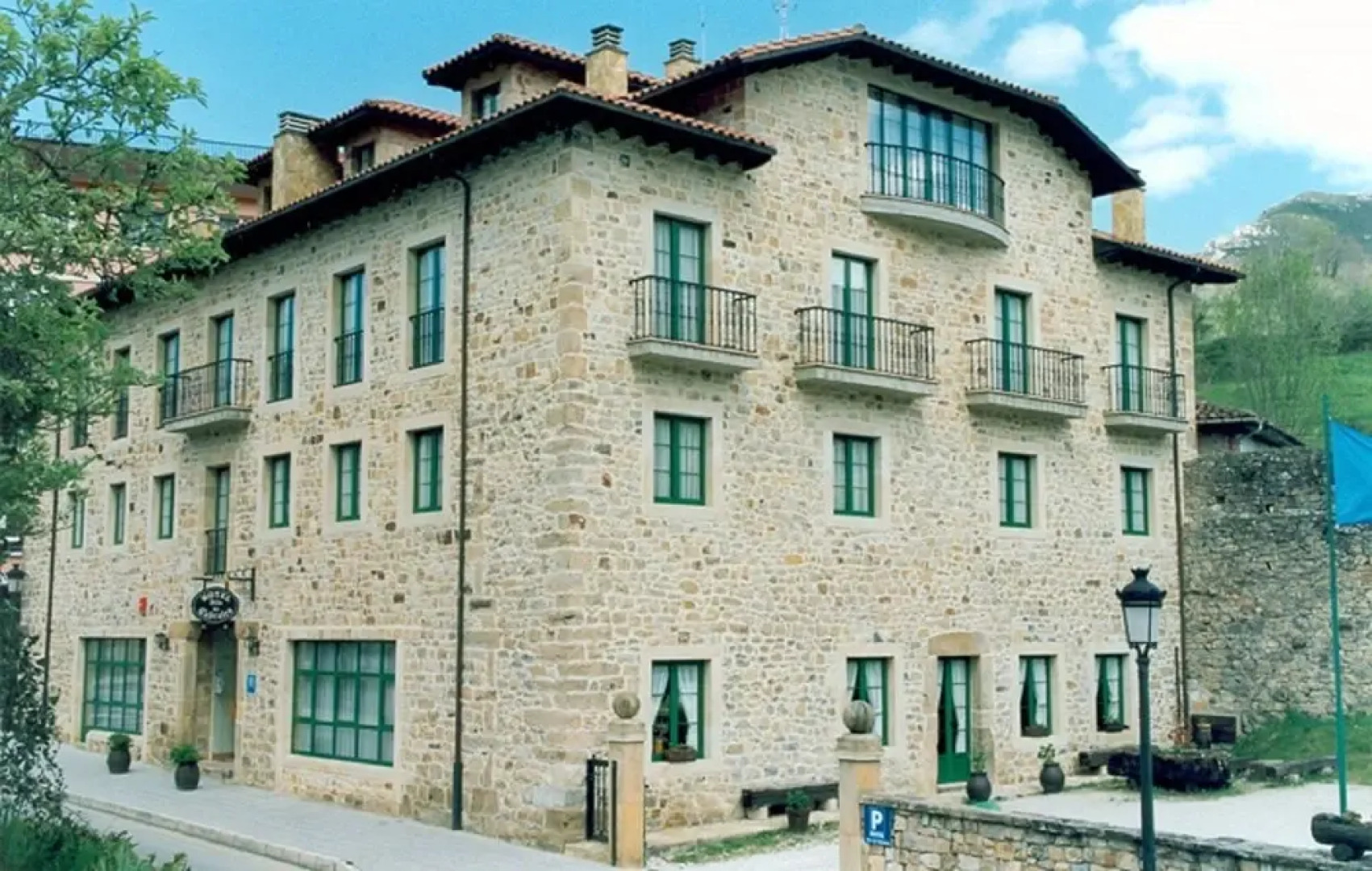 Hotel-Apartamentos Villa de Cabrales