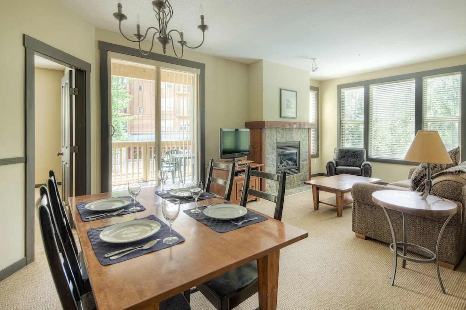 Panorama Mountain Resort - Ski Tip Tamarack Condos