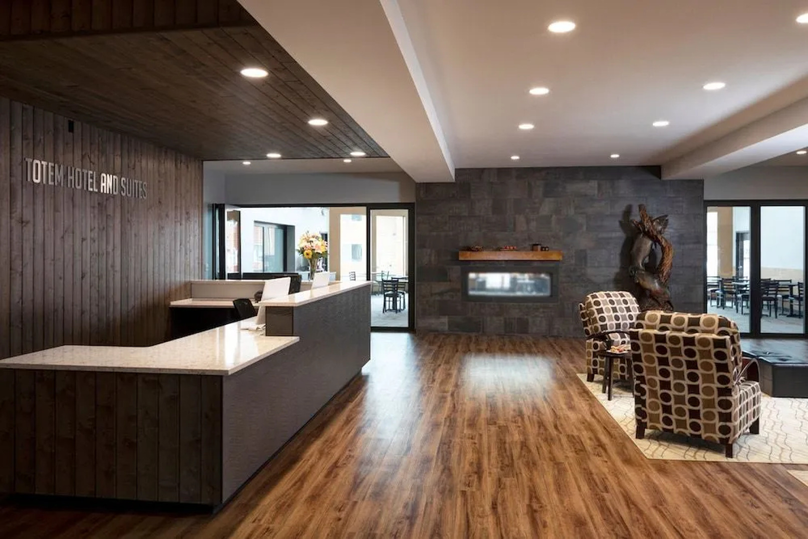 Totem Hotel and Suites