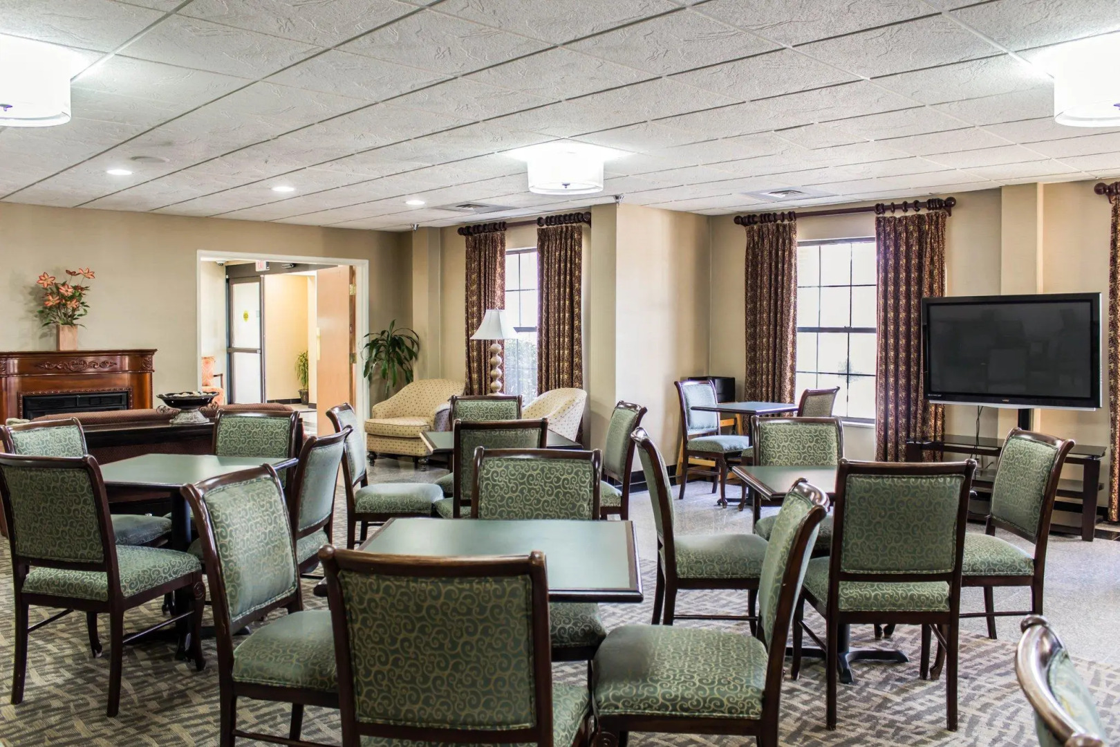 Four Points by Sheraton Raleigh Arena