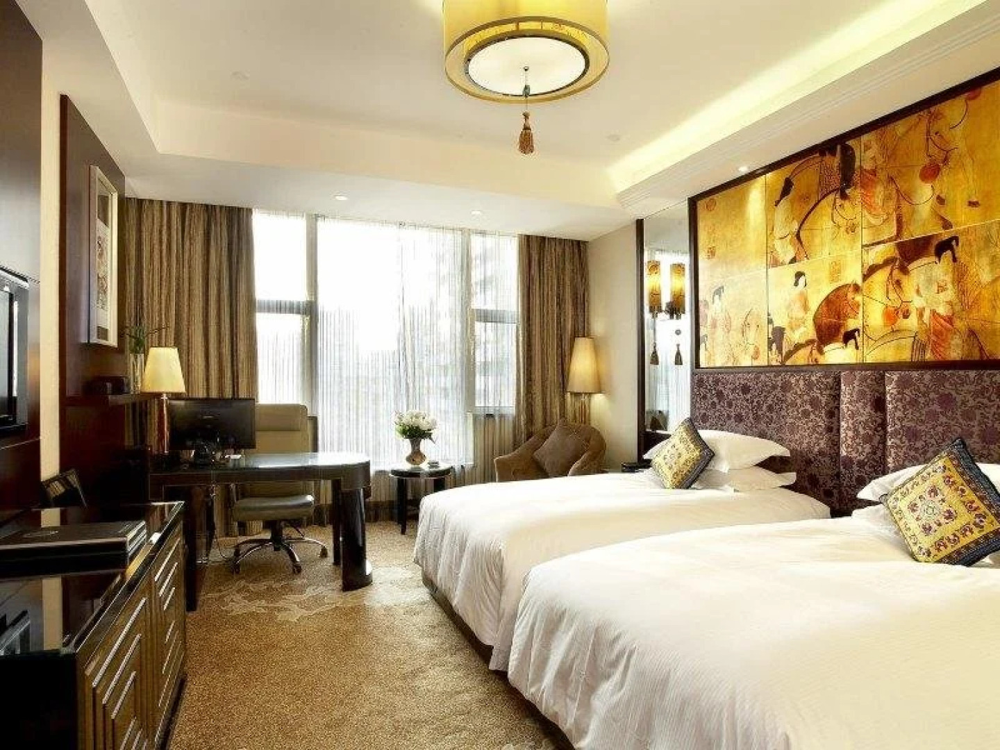 Yuntianlou Holiday Royal Hotel