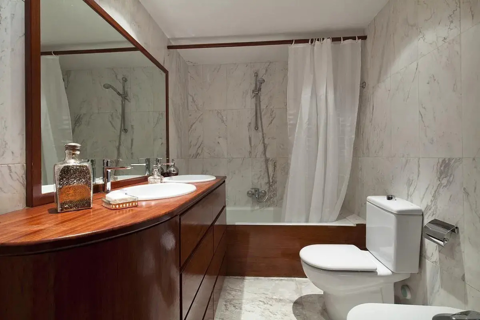 My Space Barcelona- Bonanova for 8 people