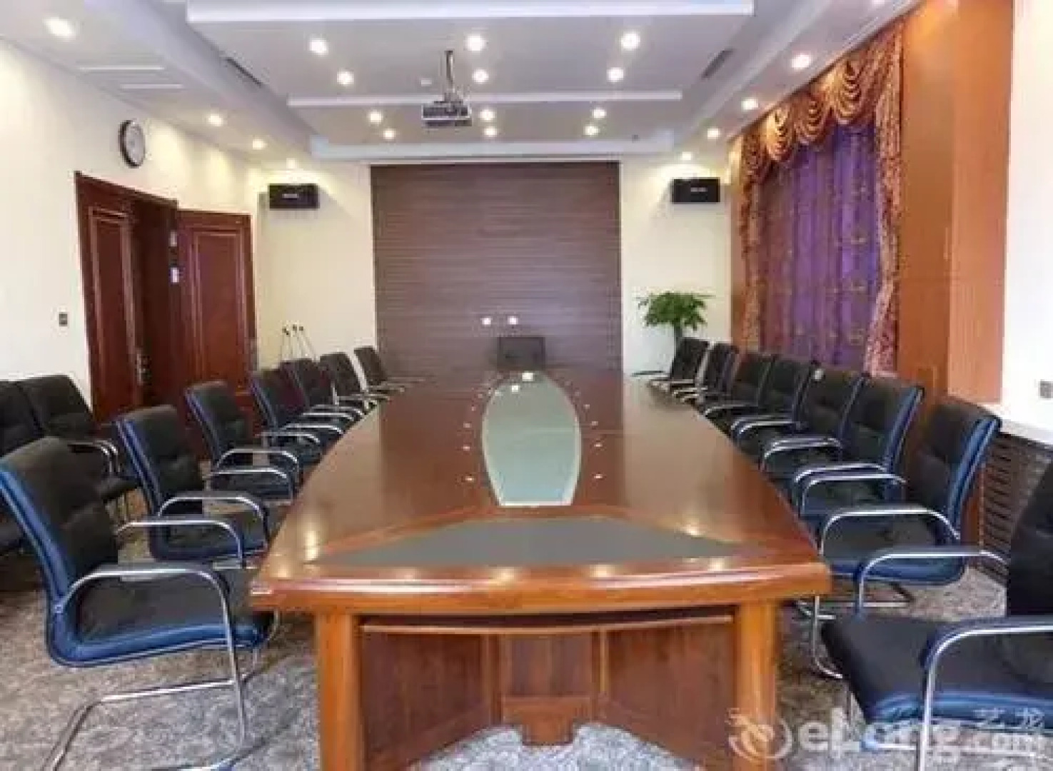 Zhongchang Building (Changchun Railway Station)