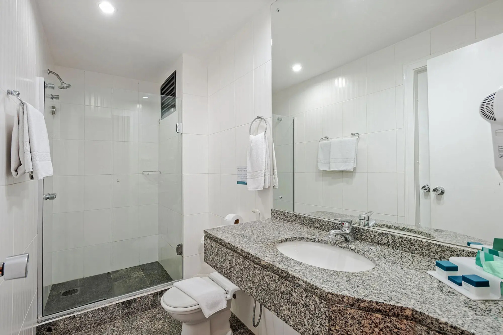 SLAVIERO Curitiba Shopping