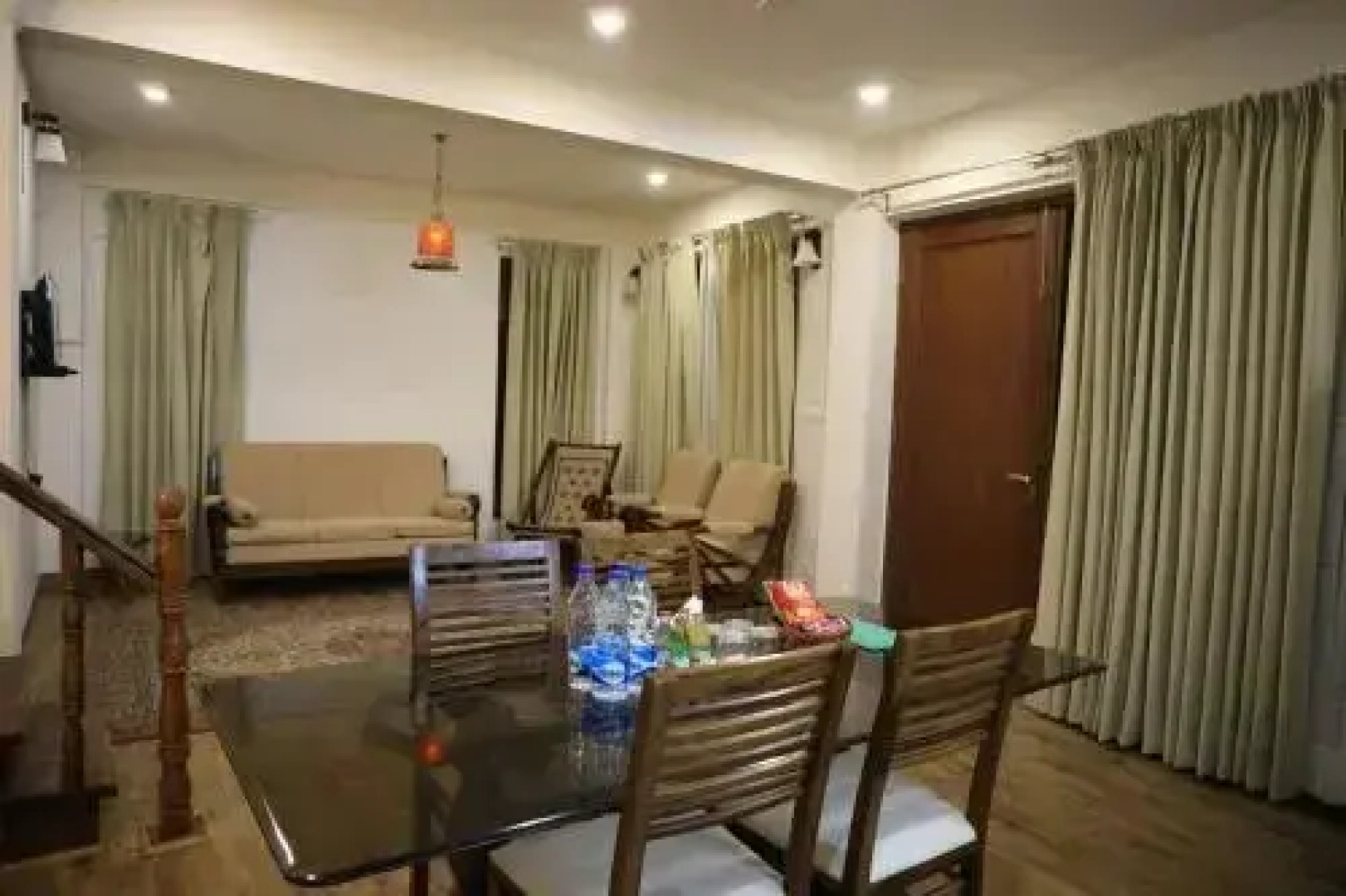 Hotel Whitemushroom Kasauli